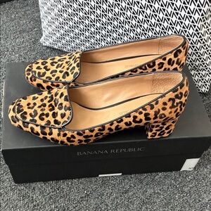 Banana Republic Animal Print Loafers